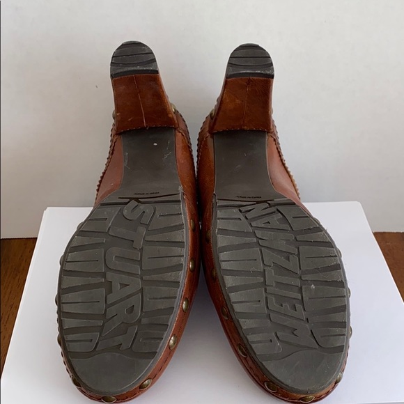 Stuart Weitzman - Picture 2 of 3